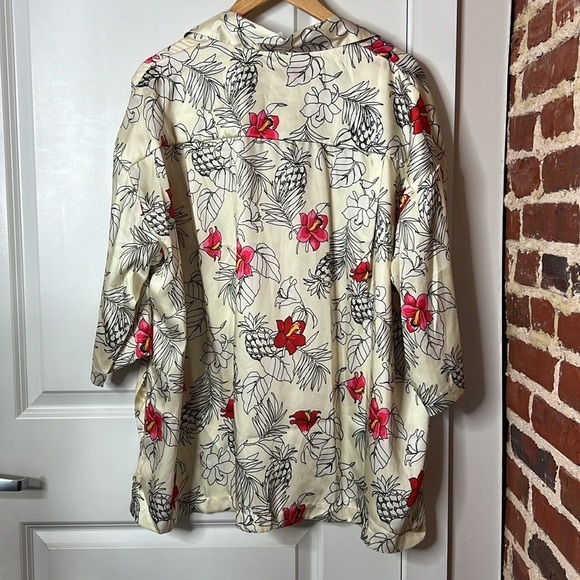 HAWAIIAN PRINT SHIRT - Picture 5 of 5